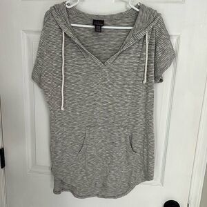 Motherhood Maternity Gray Short Sleeve  Oversized Hoodie w/ Pocket, Size Medium